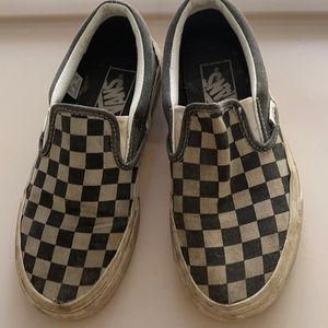 “Distressed” checkered vans slip ons